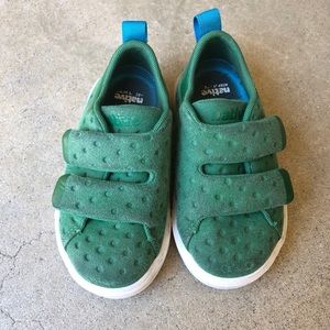 Native Shoes Monaco Kids Velcro. Size 7.
